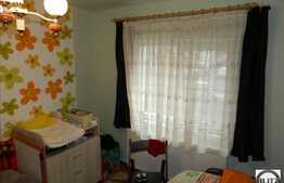 Vanzare 3 camere, decomandat, 67 mp utili, zona FSEGA, cu boxa si parcare