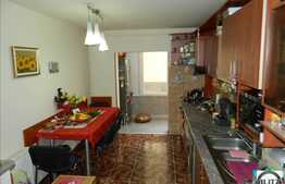 Vanzare 3 camere, decomandat, 67 mp utili, zona FSEGA, cu boxa si parcare