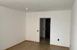 Garsoniera renovata, etaj intermediar, zonă Semicentrala