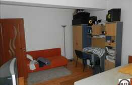 Vanzare 1 camera decomandata, imobil nou, balcon,  loc de parcare, zona Horea!