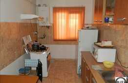 Vanzare 1 camera decomandata, imobil nou, balcon,  loc de parcare, zona Horea!