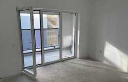 Apartament cu 3 camere, etaj intermediar, loc de parcare, zona Auchan Iris