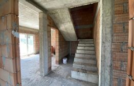 Casă individuală, 120 mp utili, 700 mp teren, în Chinteni