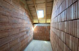 Casă individuală, 120 mp utili, 700 mp teren, în Chinteni