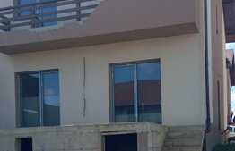 Casa tip duplex,120 mp utili, 332 mp teren,Dezmir,zona linistita,panorama