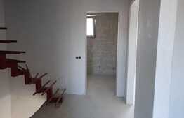 Casa tip duplex,120 mp utili, 332 mp teren,Dezmir,zona linistita,panorama