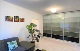 Apartament modern, 2 camere, 55 mp, parcare, zona strazii Plopilor
