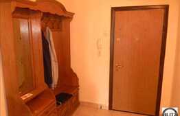 1 camera de vanzare cu  parcare, zona Spitalul de Recuperare