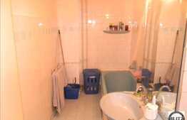 1 camera de vanzare cu  parcare, zona Spitalul de Recuperare