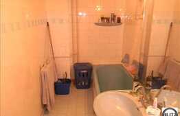 1 camera de vanzare cu  parcare, zona Spitalul de Recuperare