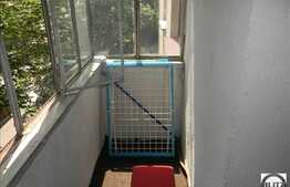 1 camera de vanzare cu  parcare, zona Spitalul de Recuperare