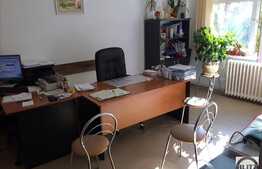 Apartament 3 camere, 67 mp, decomandat, boxa, zona Interservisan