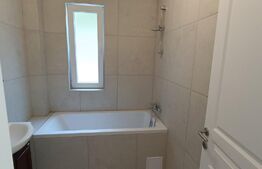 Apartament 3 camere, 53 mp, incalzire in pardoseala, parcare, zona Teilor