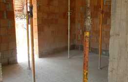 De vanzare 3 camere, 86 mp utili, boxa la subsol, graj, zona strazii C.A Rosseti