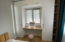 Apartament 3 camere, 52 mp, terasă 28 mp, parcare, zona Terra