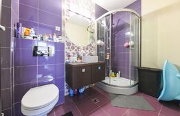 Apartament 2 camere, balcon, parcare, zona Terra 