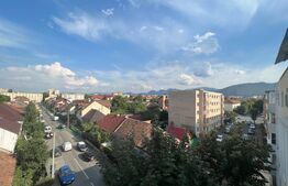 Apartament de 2 camere, 55mp, decomandat, zona Tractorul 