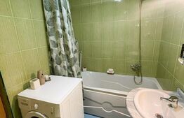 Garsoniera, 40 mp, parcare, etaj intermediar, zona Florilor 