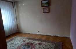 Apartament de 3 camere, 80 mp, zona Centrala