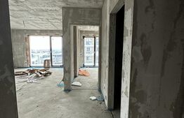 Apartament 2 camere, etaj intermediar, terasa, zona Eroilor!