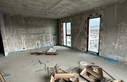 Apartament 2 camere, etaj intermediar, terasa, zona Eroilor!