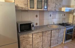 Apartament 3 camere, decomandat, 50 mp, UMF