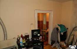 Apartament 1 camera de vanzare, 32 mp utili, zona Marasesti, cu boxa si parcare