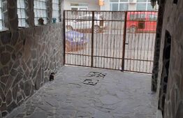 Casa individuala, teren 300 mp, spatiu comercial autorizat, zona Centrala Dej