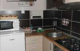 2 camere de vanzare, 45 mp utili, imobil nou, gradina de 70 mp, zona Donath!