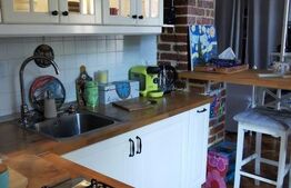 Casa de 45 mp, 70 mp teren, zona Facultatii de Litere