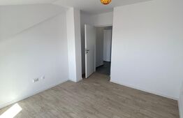 Apartament de 3 camere, 2 bai, parcare, terasa, zona Cetatii