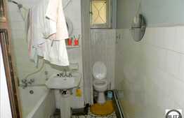 3 camere,131 mp utili, garaj, parcare, boxa la subsol, zona Opera Nationala!