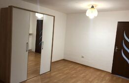 Apartament la casa, 3 camere, 75 mp, zona strazii Oasului