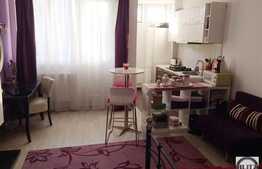 Garsoniera 28 mp, etaj intermediar, zona Mercur