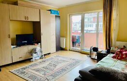 Apartament decomandat, 1 camera, posibilitate preluare chiriasi, zona Eroilor.