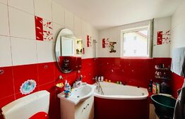 Apartament 3 camere, parcare, zona Eroilor