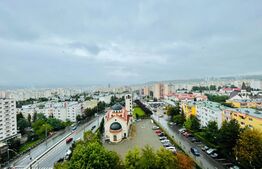 Apartament decomandat, 3 camere, 63 mp, zona Parang