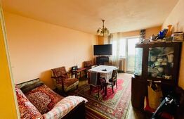 Apartament decomandat, 3 camere, 63 mp, zona Parang