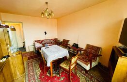 Apartament decomandat, 3 camere, 63 mp, zona Parang