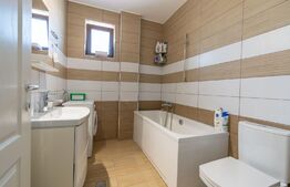 Apartament 3 camere, 78 mp, parcare, zona Vivo