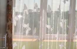 De inchiriat 2 camere, decomandat, garaj, zona Sala Sporturilor!