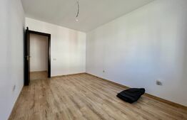 Apartament de 3 camere, 72mp, decomandat, Sanpetru