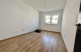 Apartament de 3 camere, 72mp, decomandat, Sanpetru