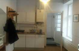 De vanzare apartament 3 camere, 80 mp, parcare, zona centrala