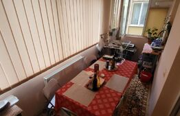 Apartament 2 camere, decomandat, 70 mp, etaj intermediar, zona Porii