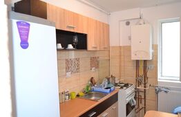 Apartament de 2 camere, 50 mp, decomandat, zona Club Transilvania