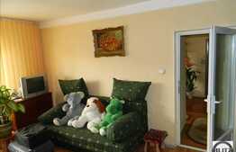 Vanzare apartament cu 3 camere, 78 mp, decomandat, zona BRD Marasti