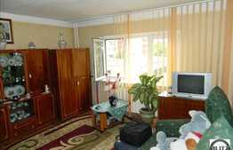 Vanzare apartament cu 3 camere, 78 mp, decomandat, zona BRD Marasti