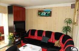 Vanzare apartament cu 3 camere, 78 mp, decomandat, zona BRD Marasti