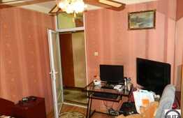 Vanzare apartament cu 3 camere, 78 mp, decomandat, zona BRD Marasti